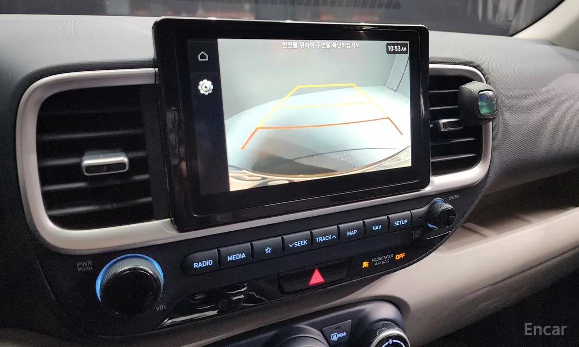 Фото 15 - Hyundai Venue