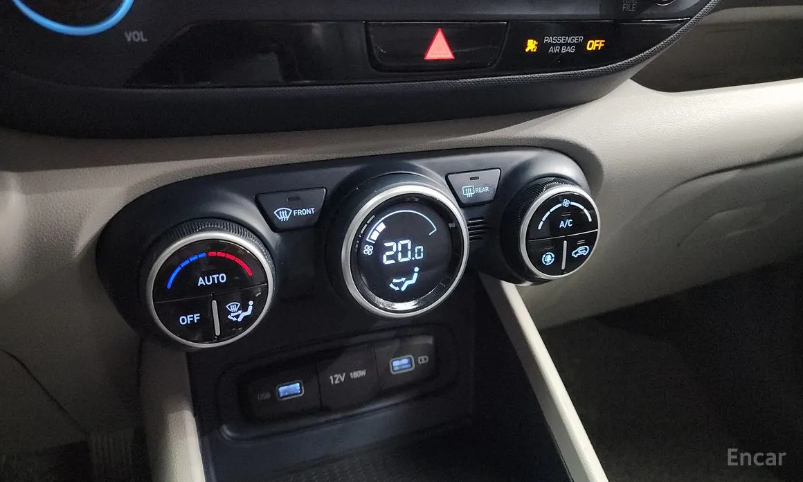 Фото 18 - Hyundai Venue