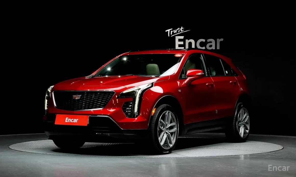 Фото 1 - Cadillac XT4