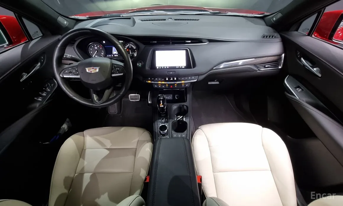 Фото 7 - Cadillac XT4