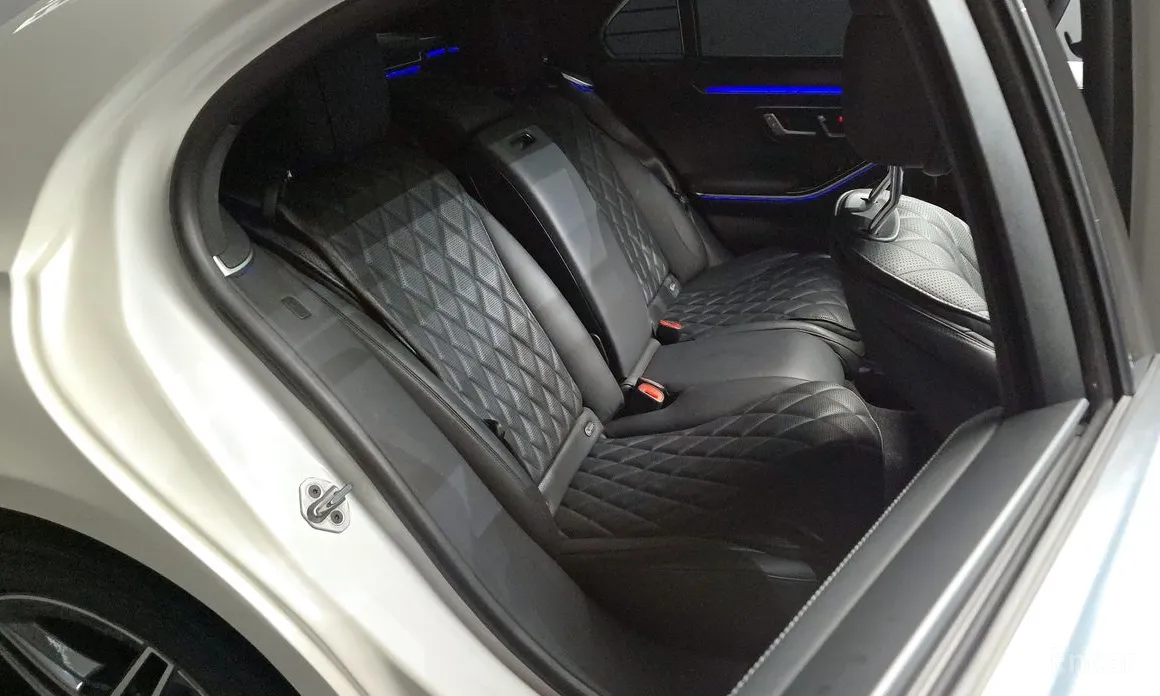 Фото 12 - Mercedes-Benz S-Class