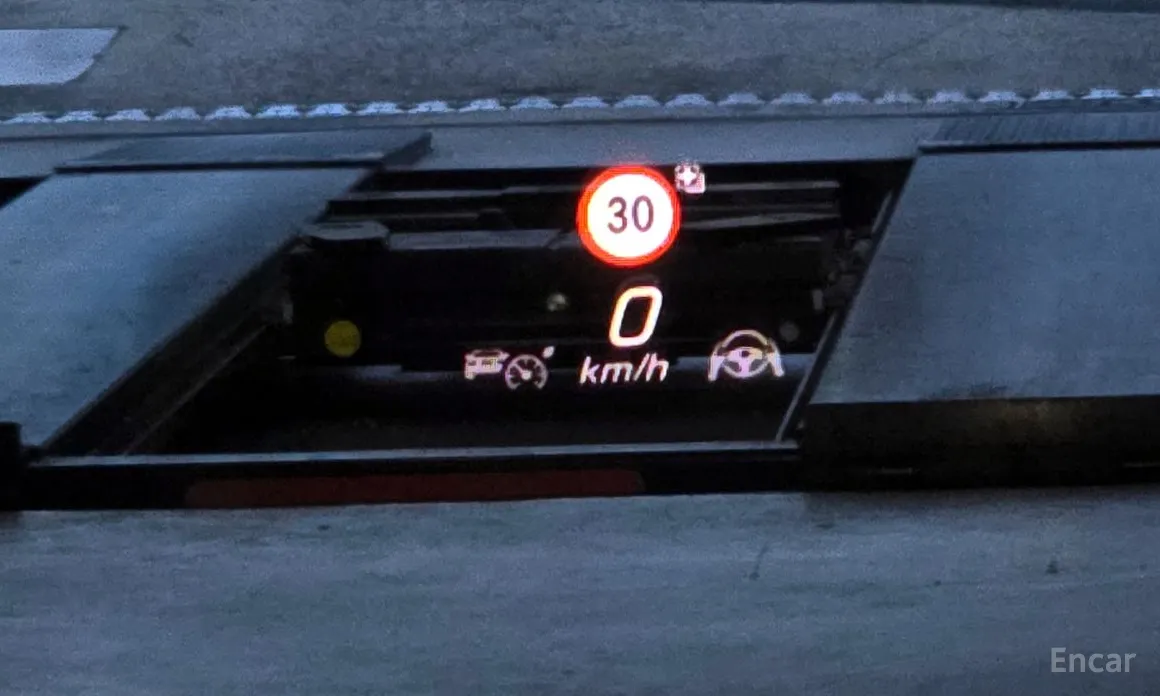 Фото 18 - Mercedes-Benz S-Class