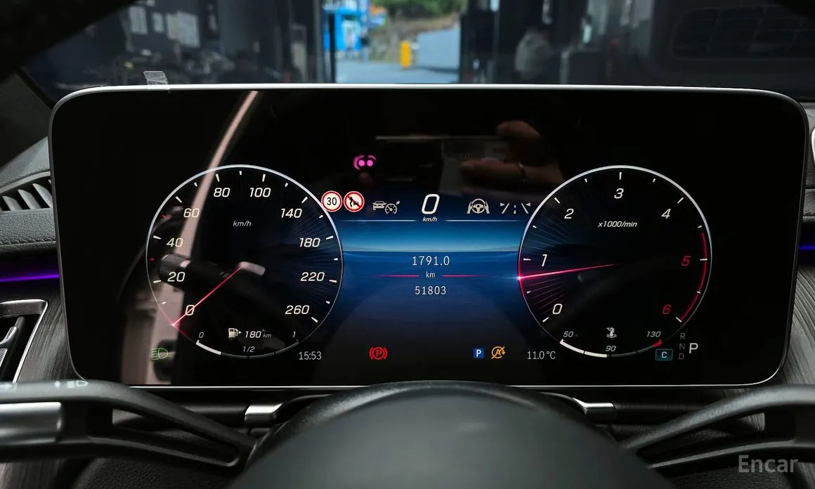 Фото 8 - Mercedes-Benz S-Class