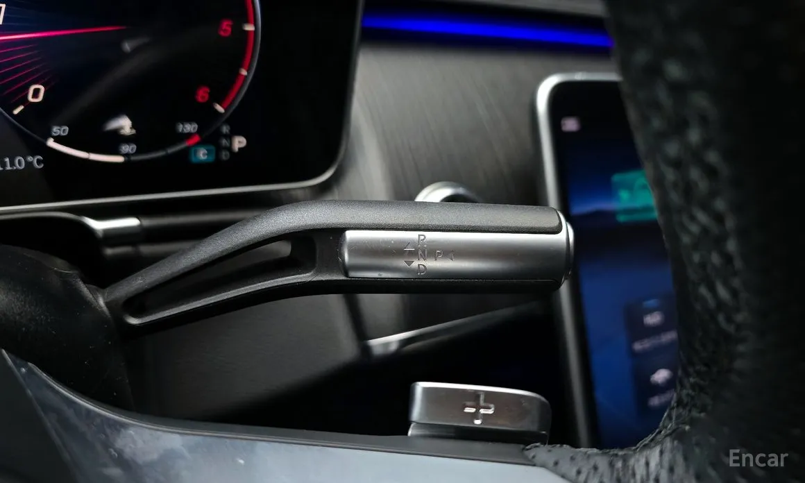 Фото 9 - Mercedes-Benz S-Class