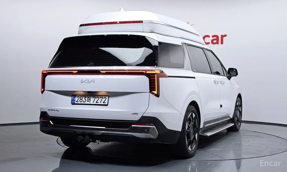 Фото 2 - Kia Carnival