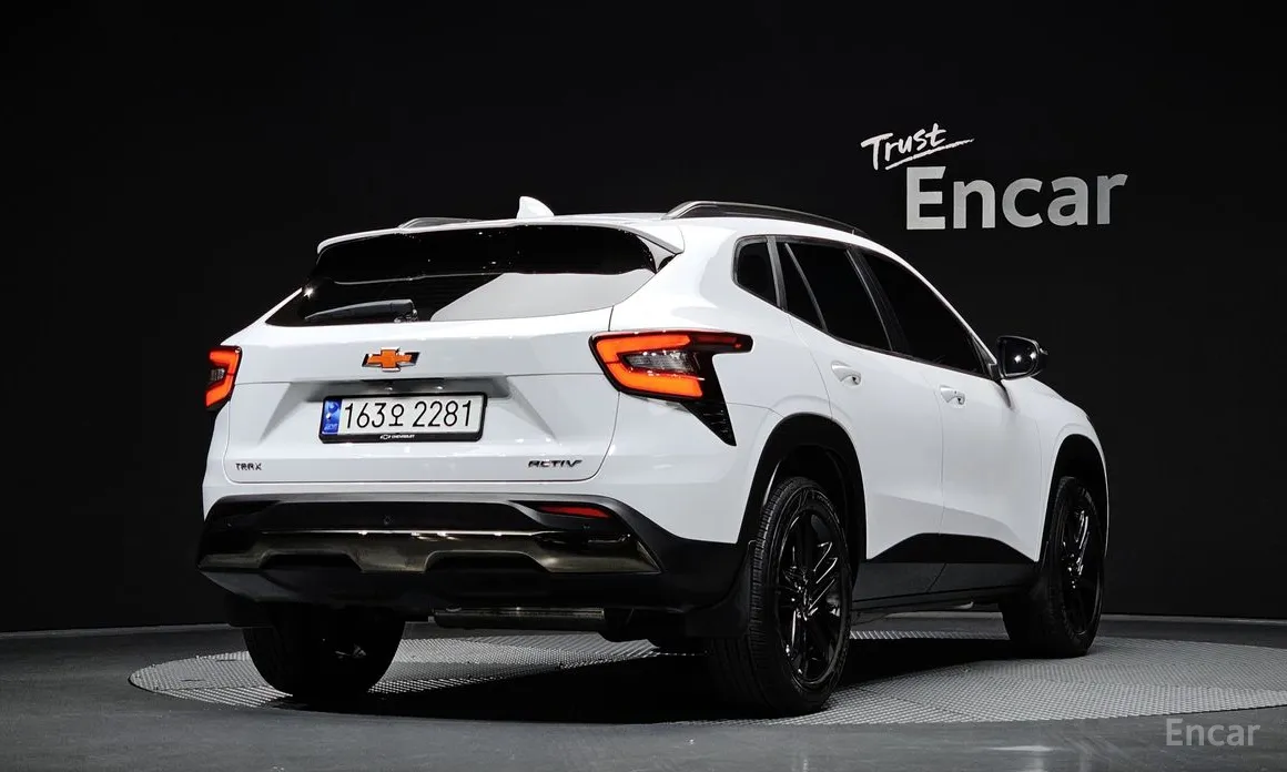 Фото 2 - Chevrolet Trax