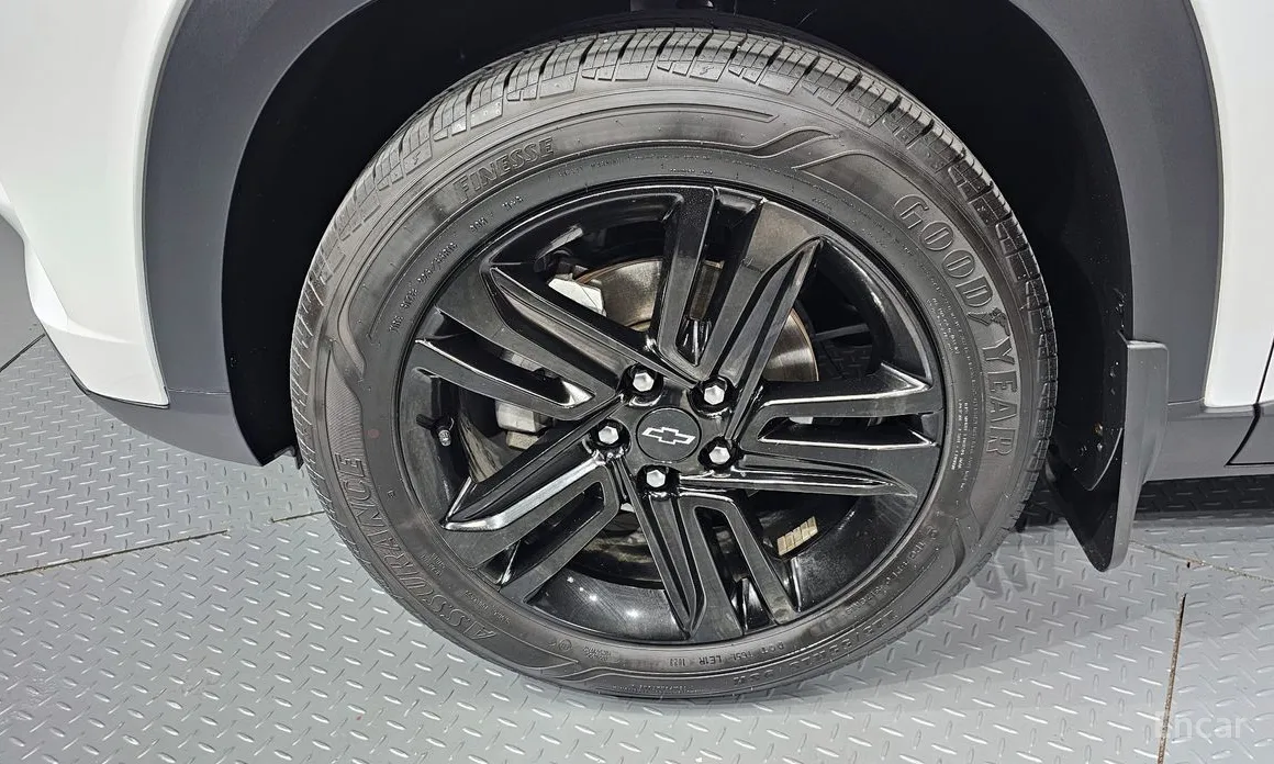 Фото 5 - Chevrolet Trax