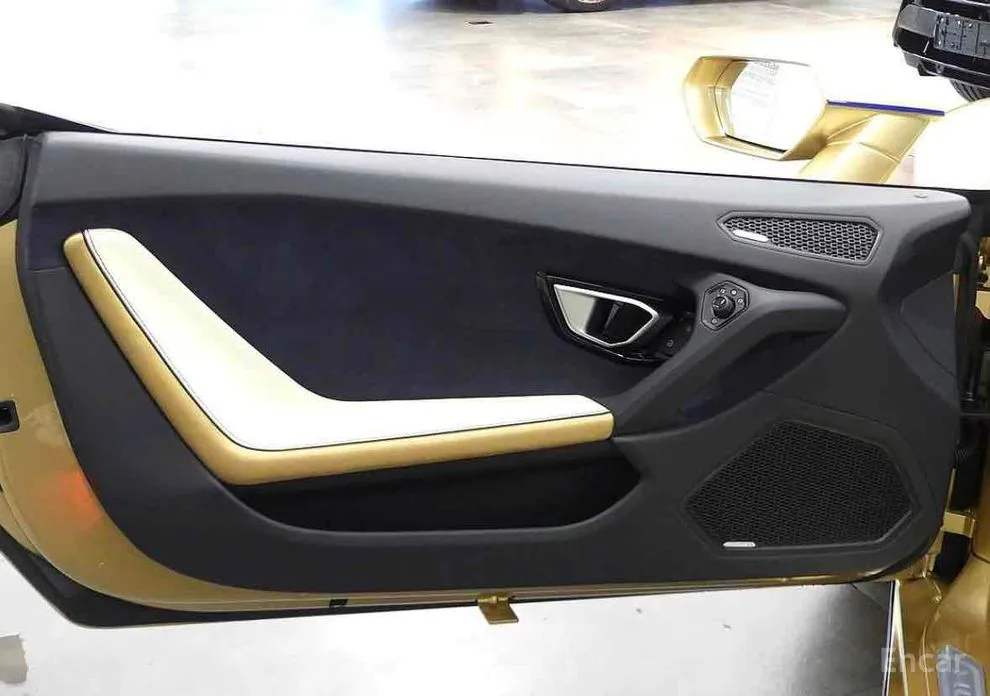 Фото 11 - Lamborghini Huracan