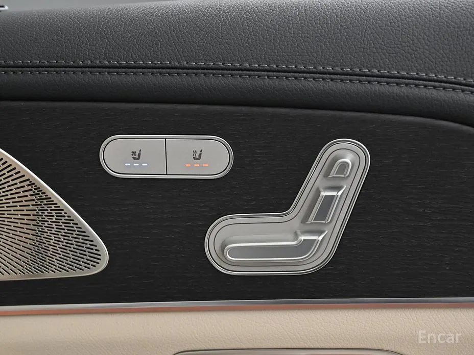 Фото 16 - Mercedes-Benz GLS-Class