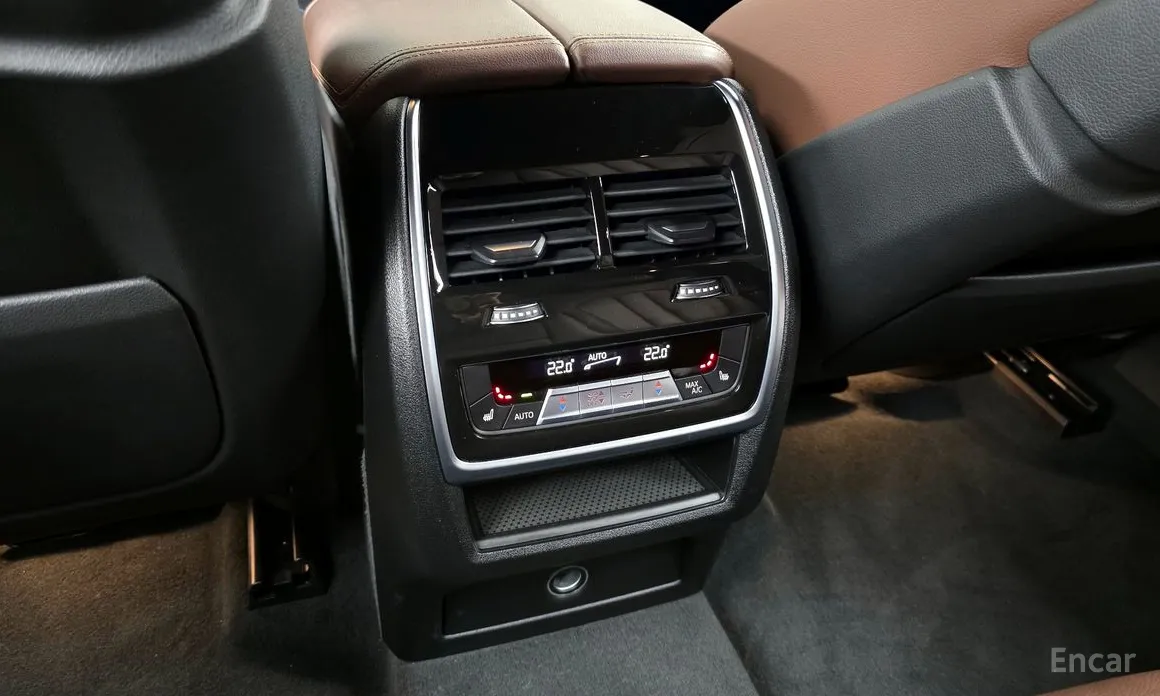 Фото 19 - BMW X5