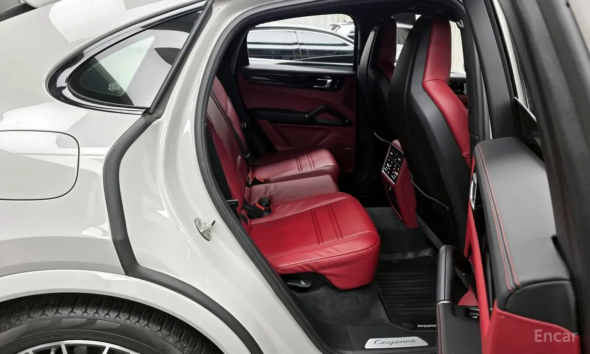 Фото 12 - Porsche Cayenne