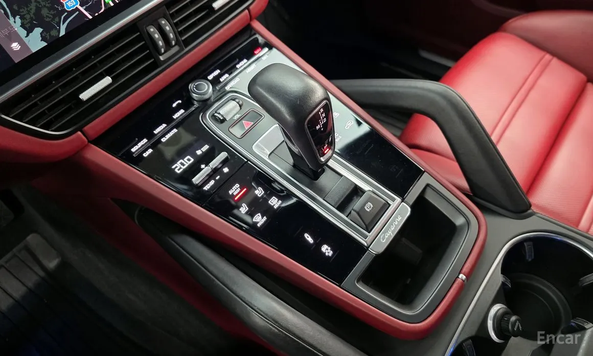 Фото 9 - Porsche Cayenne