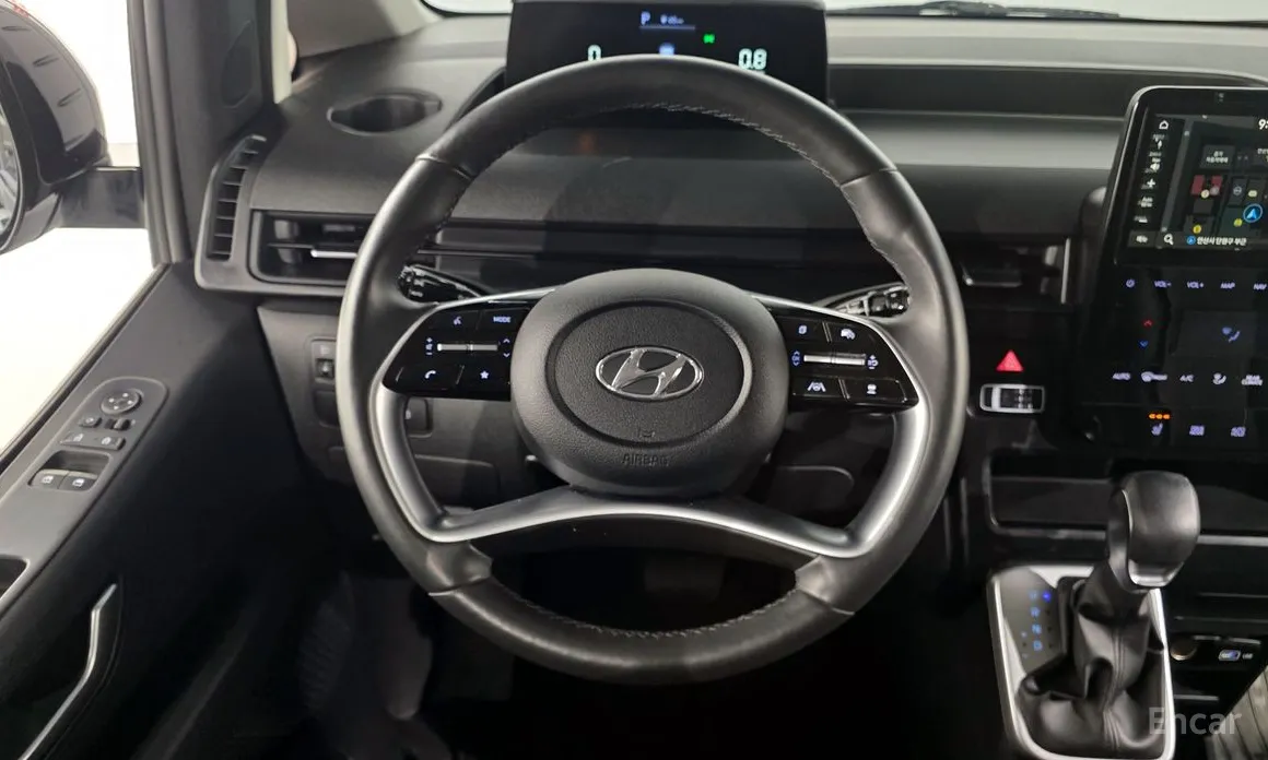 Фото 13 - Hyundai Staria