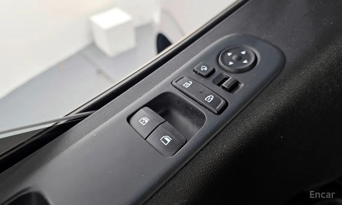 Фото 14 - Hyundai Staria