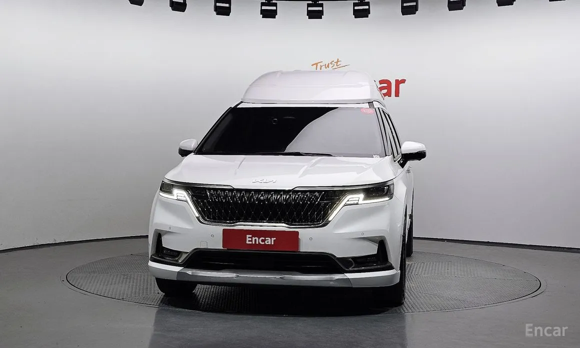 Фото 3 - Kia Carnival