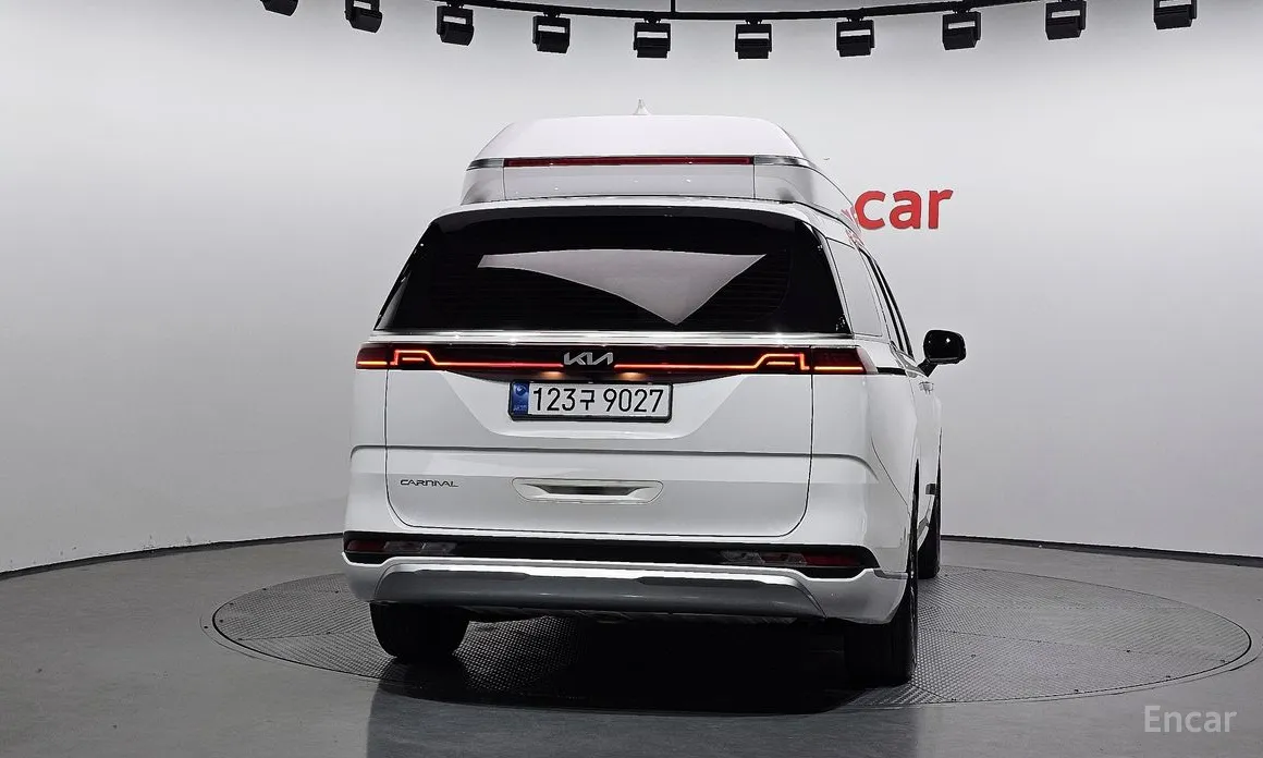 Фото 4 - Kia Carnival