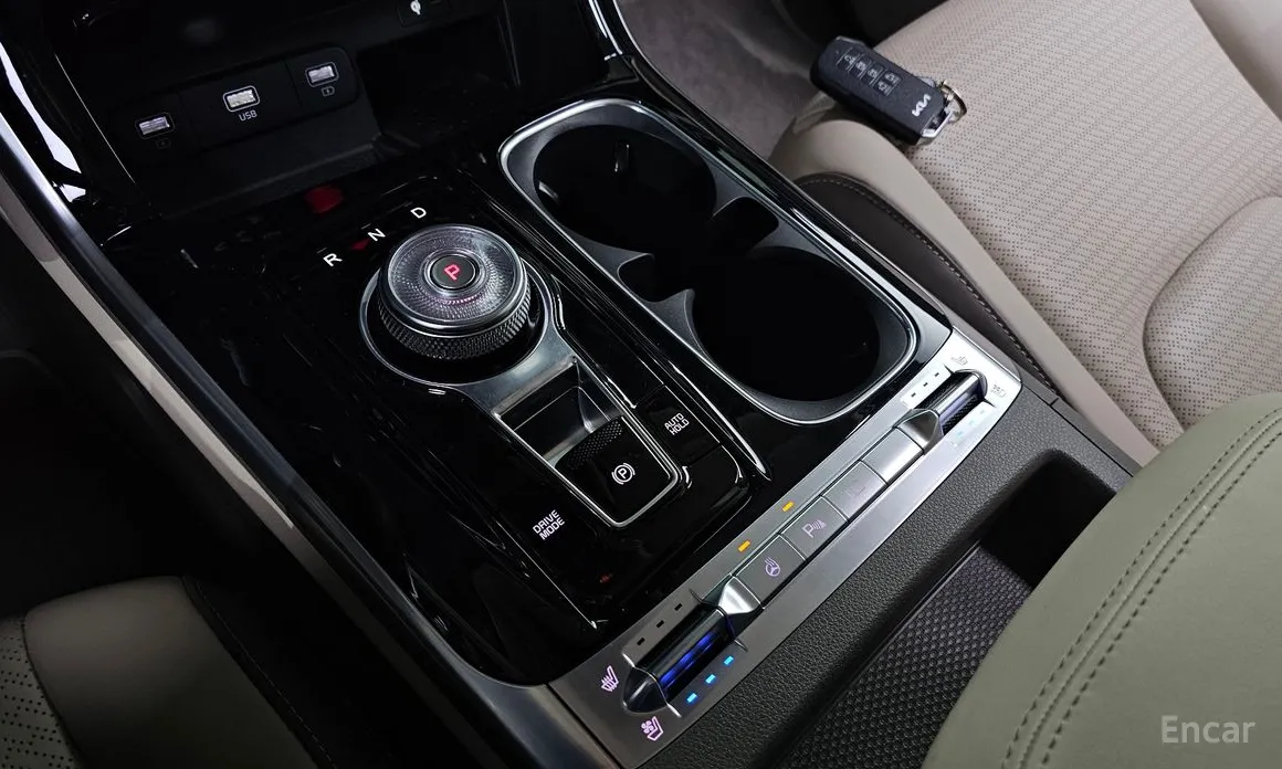 Фото 9 - Kia Carnival