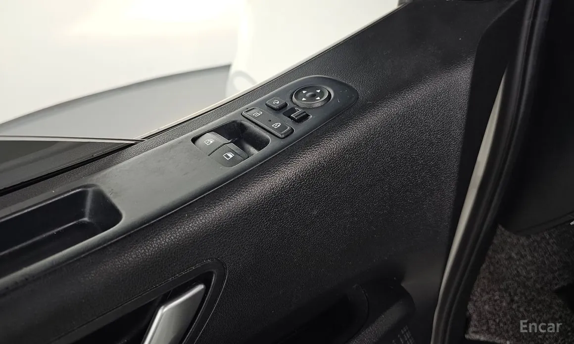 Фото 17 - Hyundai Staria