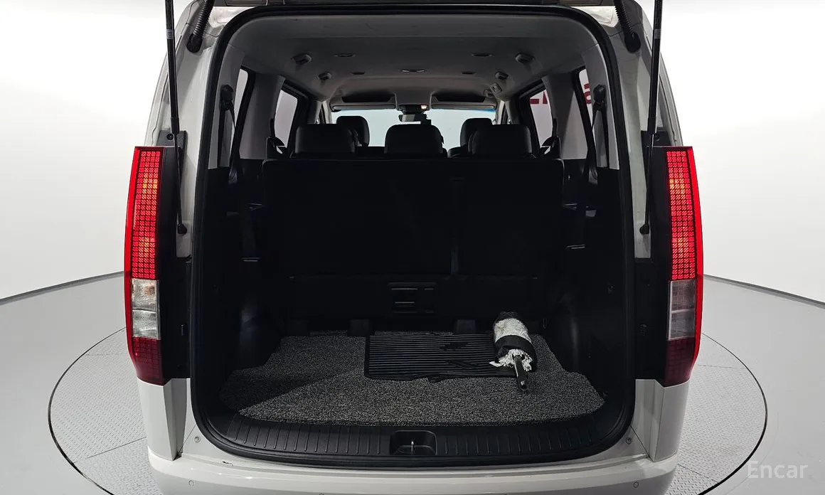 Фото 20 - Hyundai Staria