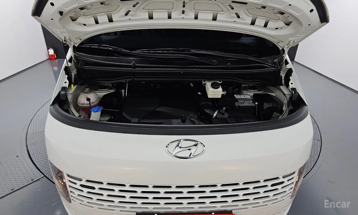 Фото 6 - Hyundai Staria