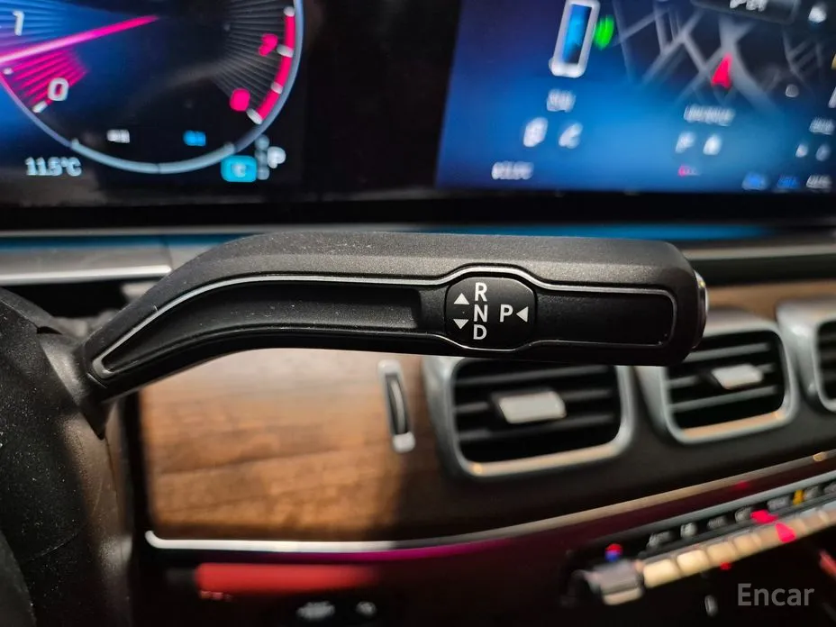 Фото 8 - Mercedes-Benz GLS-Class