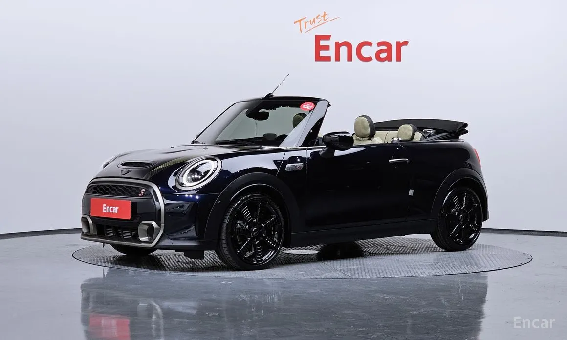 Фото 1 - Mini Cooper Convertible