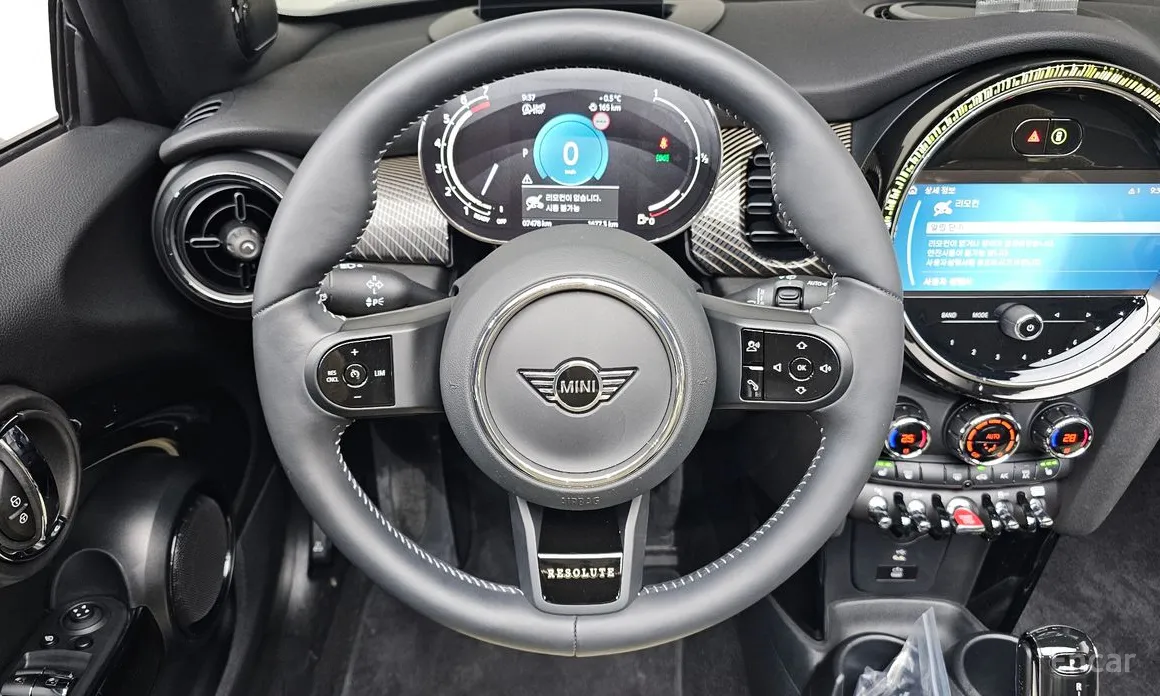 Фото 13 - Mini Cooper Convertible