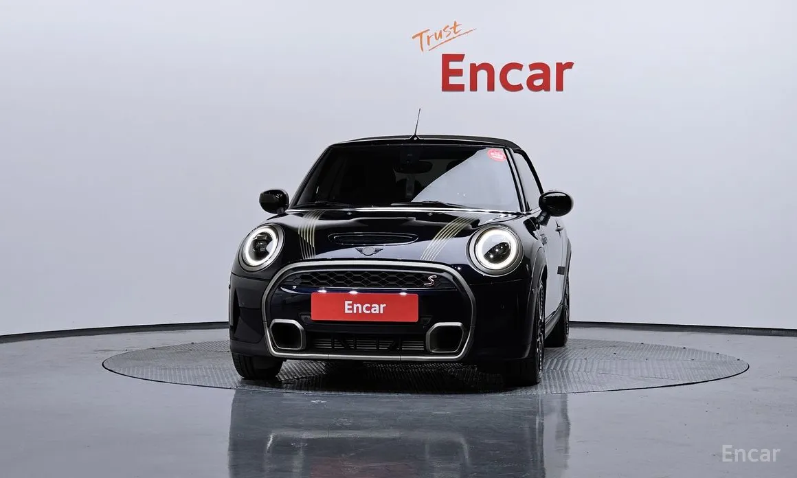 Фото 3 - Mini Cooper Convertible