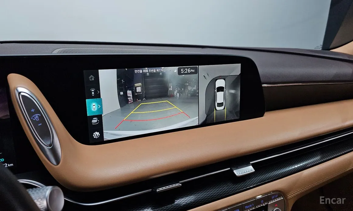 Фото 15 - Genesis G90