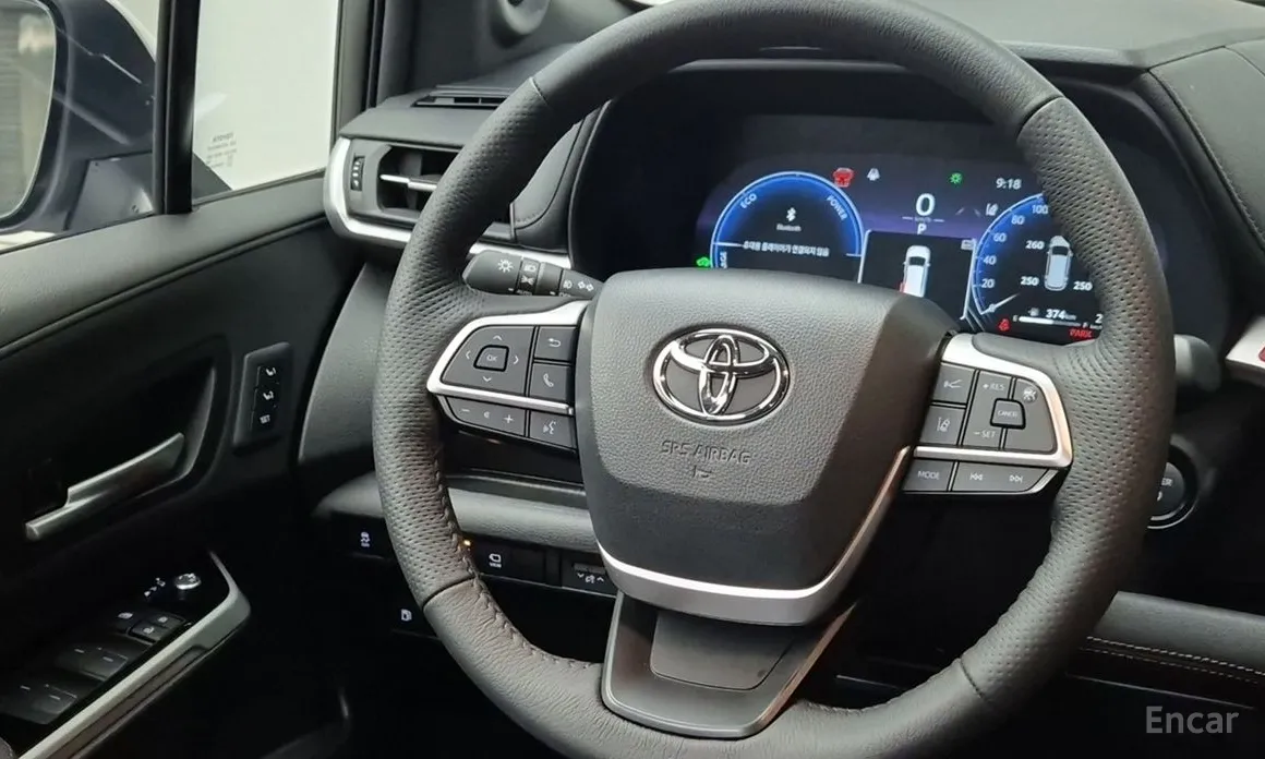 Фото 14 - Toyota Sienna