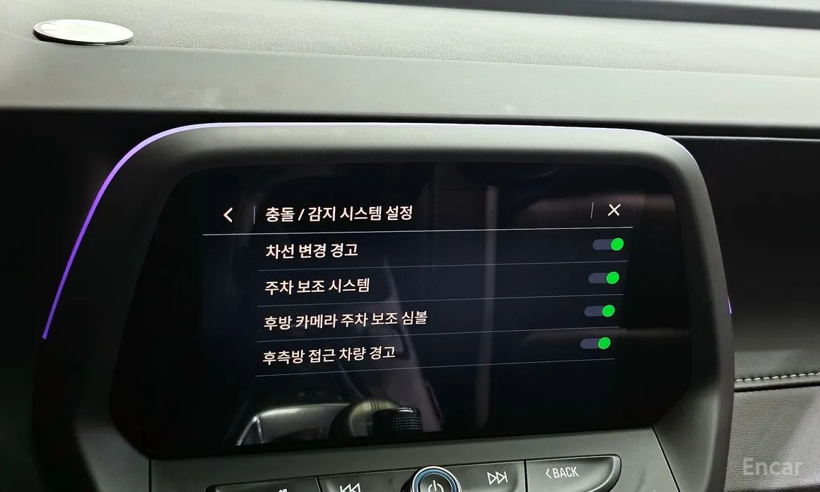 Фото 18 - Chevrolet Camaro