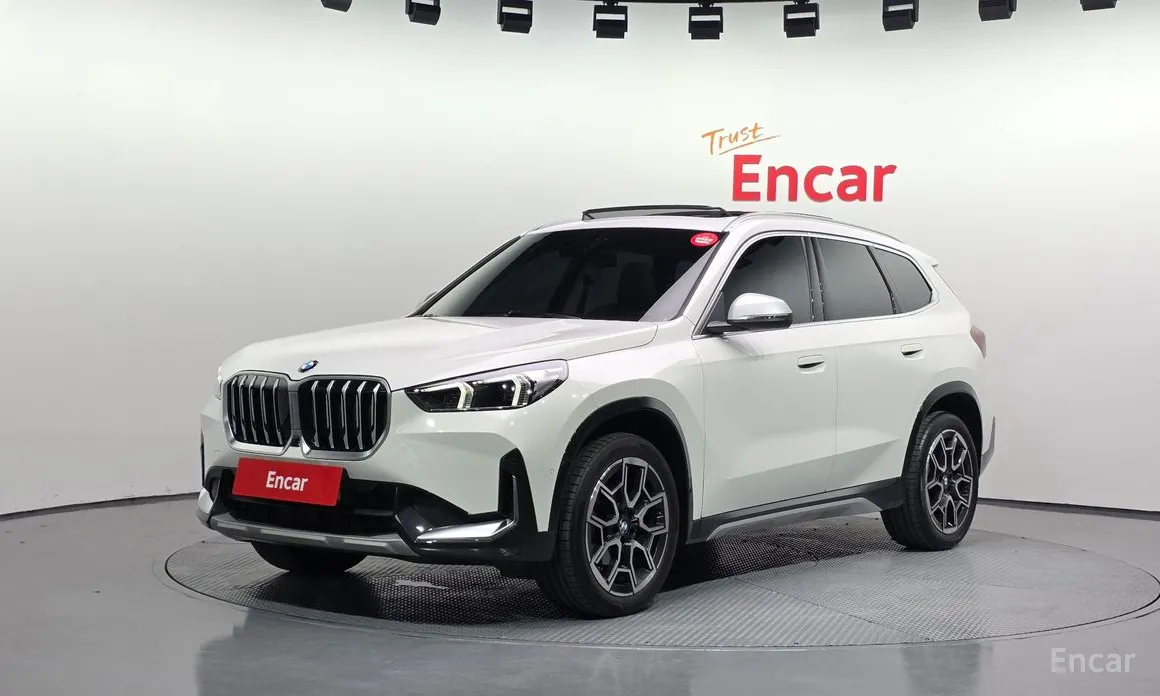 2023 BMW X1