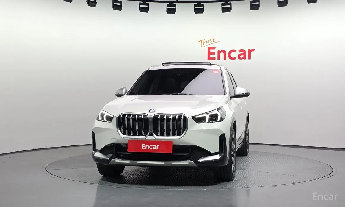 2023 BMW X1