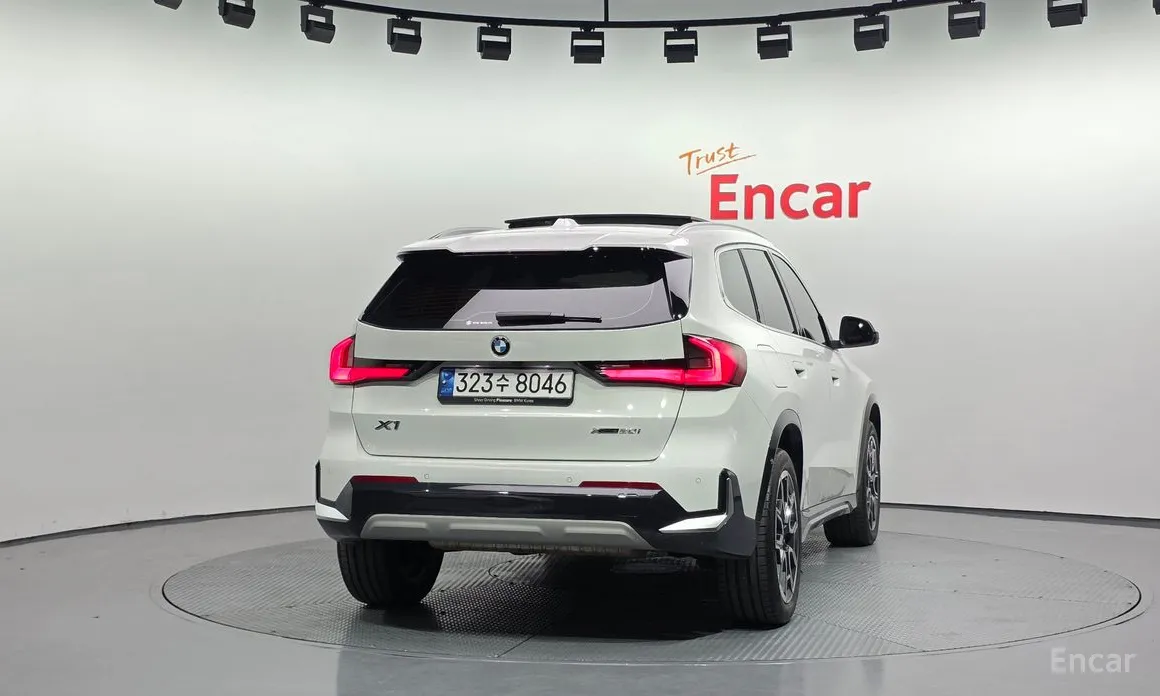 2023 BMW X1