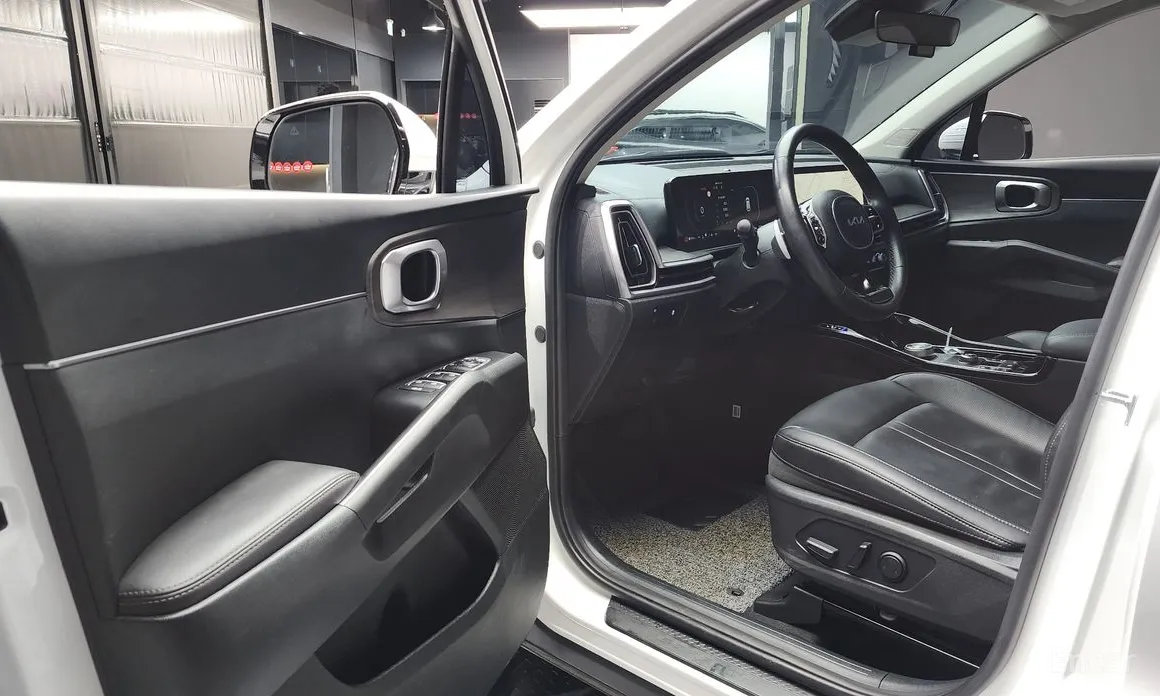 Фото 10 - Kia Sorento