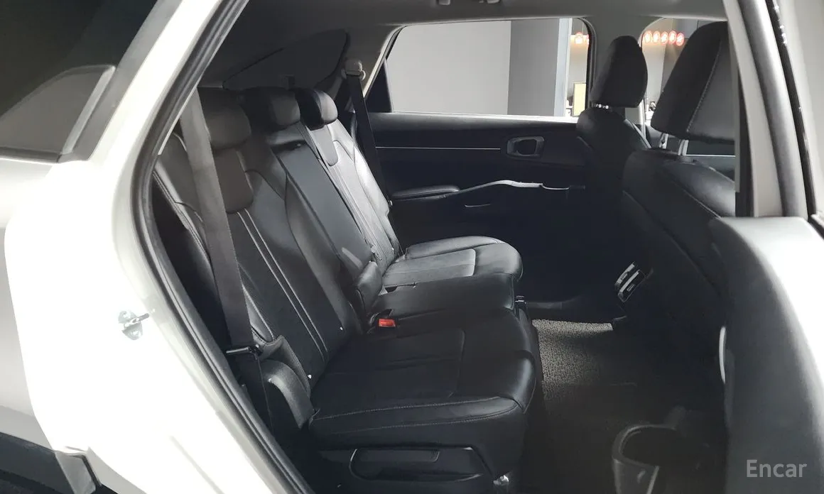 Фото 12 - Kia Sorento