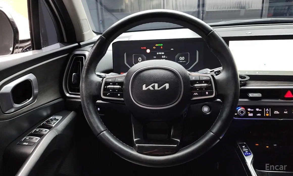 Фото 13 - Kia Sorento