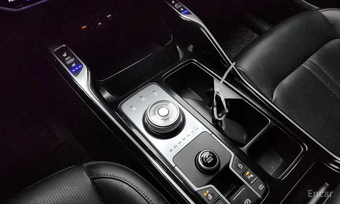 Фото 9 - Kia Sorento