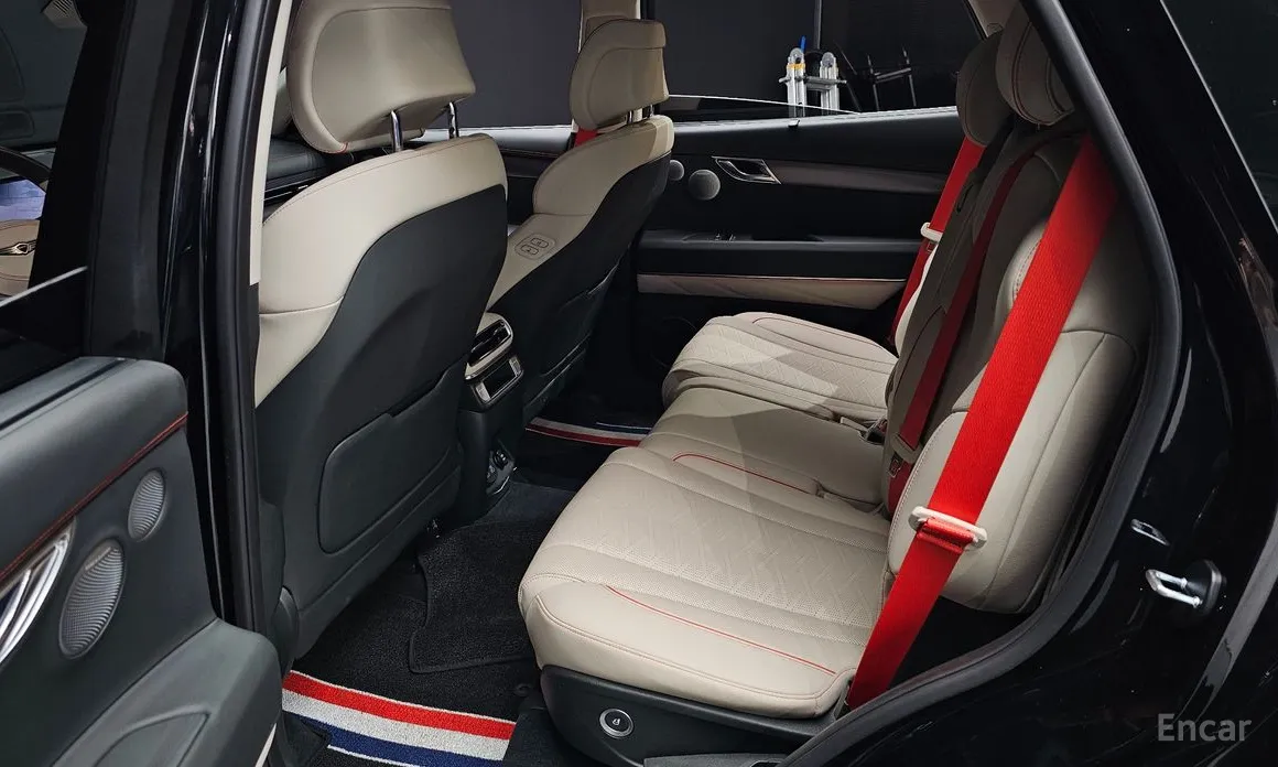 Фото 12 - Genesis GV80