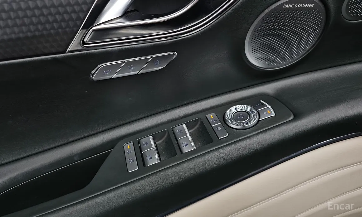 Фото 19 - Genesis GV80