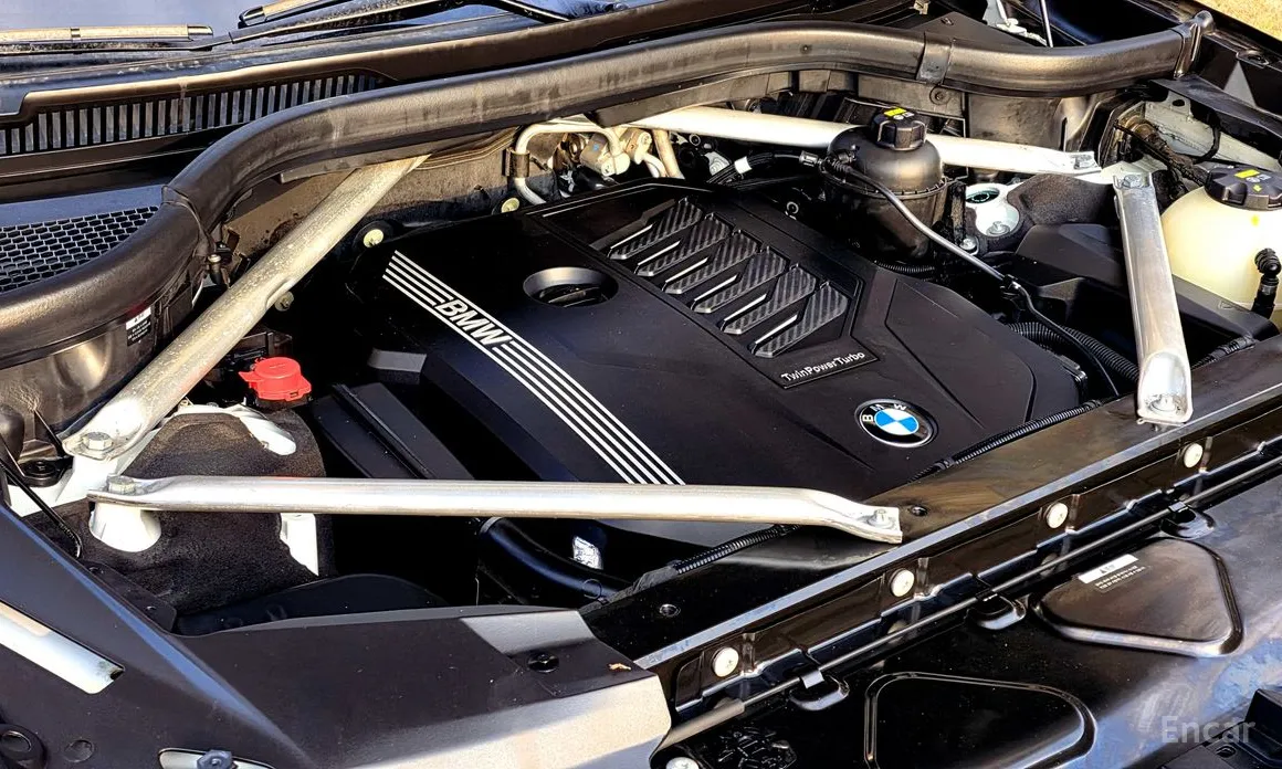 Фото 19 - BMW X7