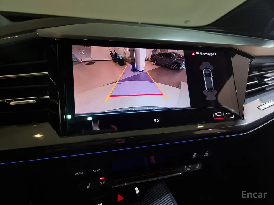 Фото 17 - Audi Q4 e-tron