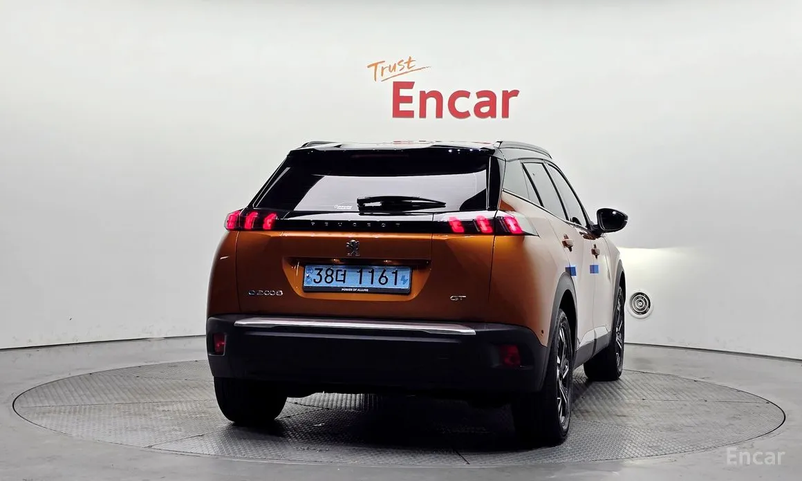 Фото 4 - Peugeot 2008