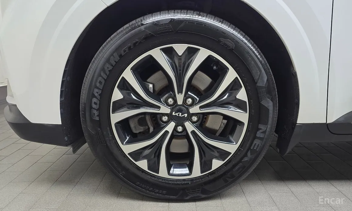 Фото 5 - Kia Carnival