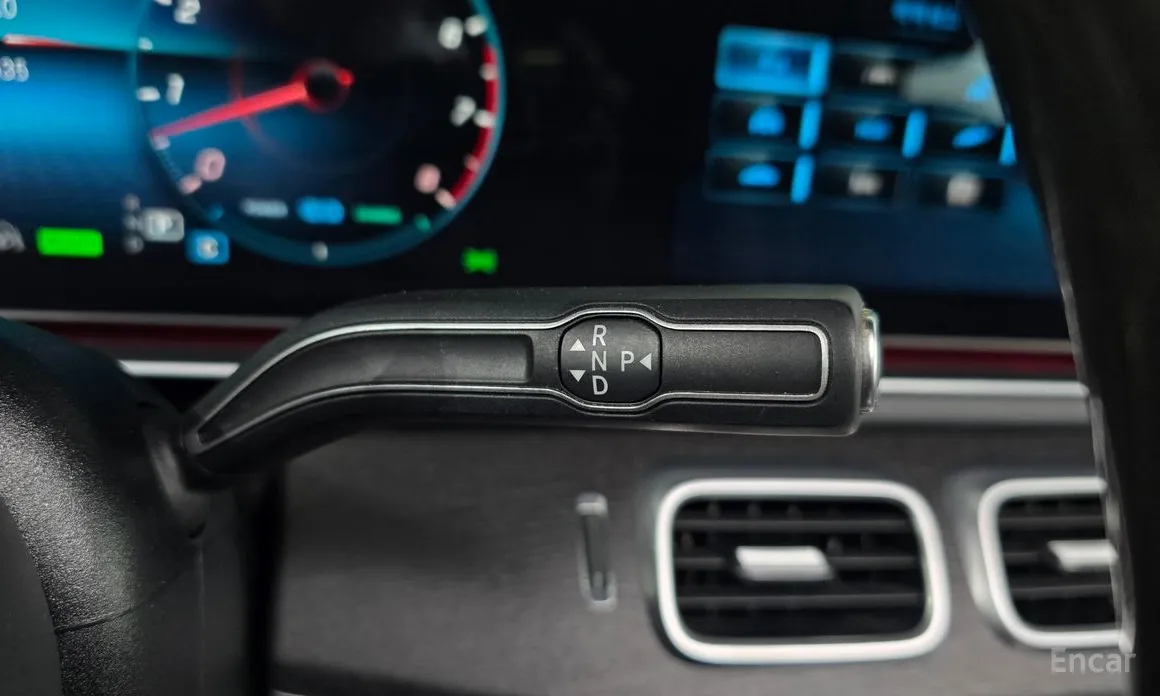 Фото 9 - Mercedes-Benz GLS-Class