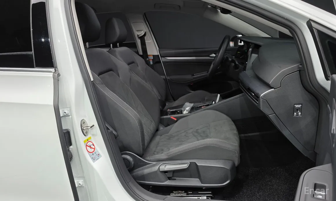 Фото 11 - Volkswagen Golf