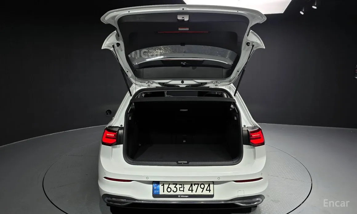 Фото 20 - Volkswagen Golf