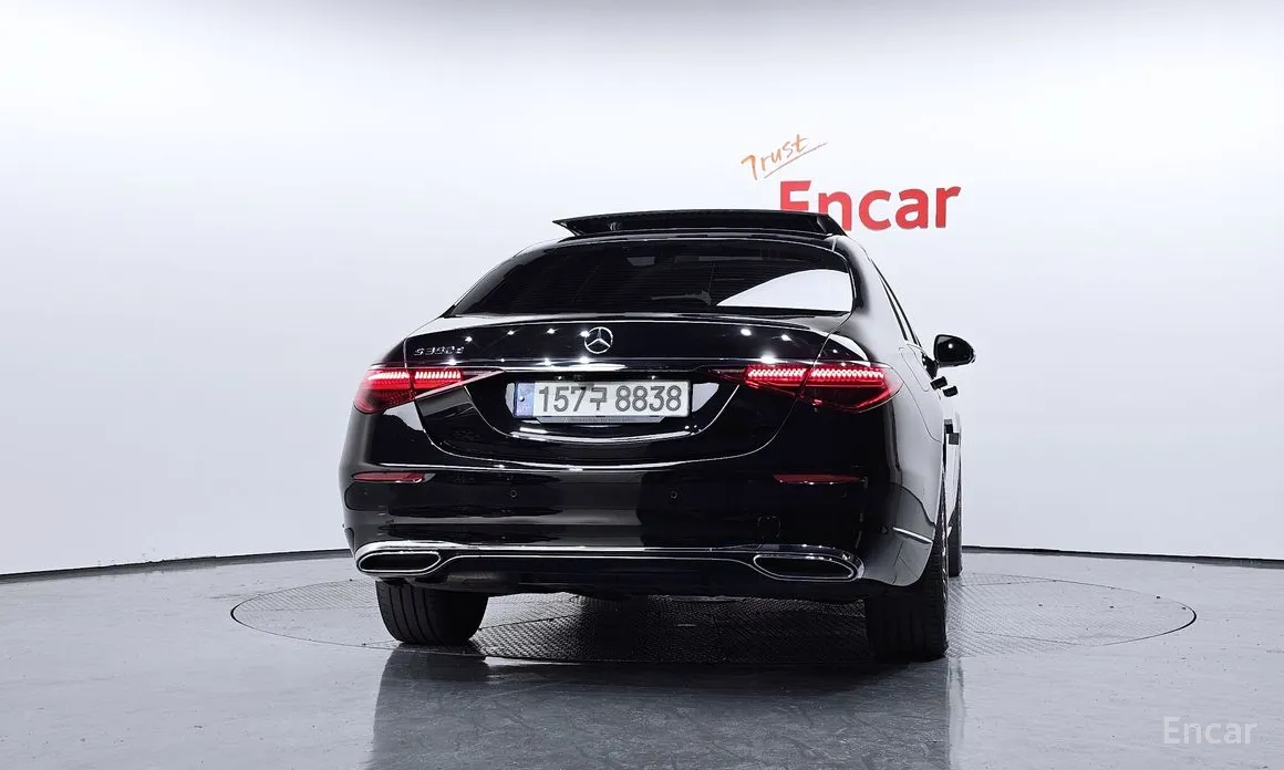 Фото 4 - Mercedes-Benz S-Class