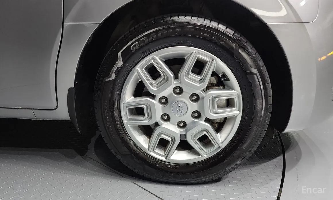 Фото 5 - Hyundai Staria