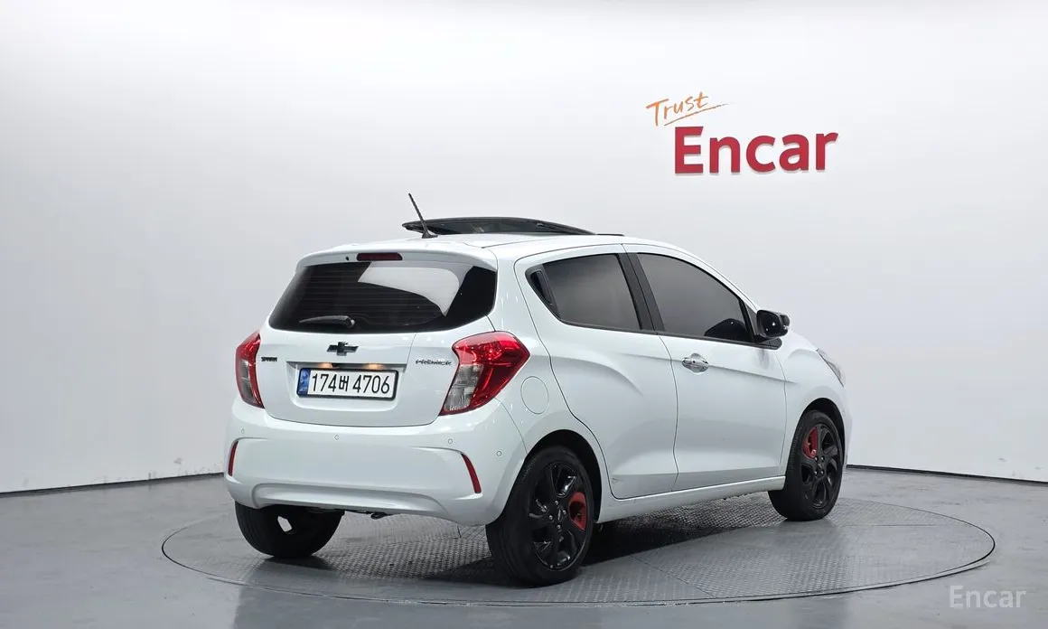 Фото 2 - Chevrolet Spark